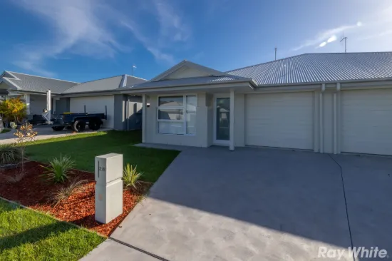 2/6 Riviera Street, Forster, NSW 2428