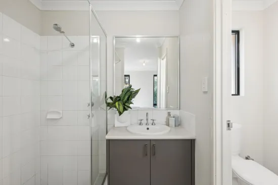2/6 Strelitzia Avenue, Forrestfield, WA 6058-Image