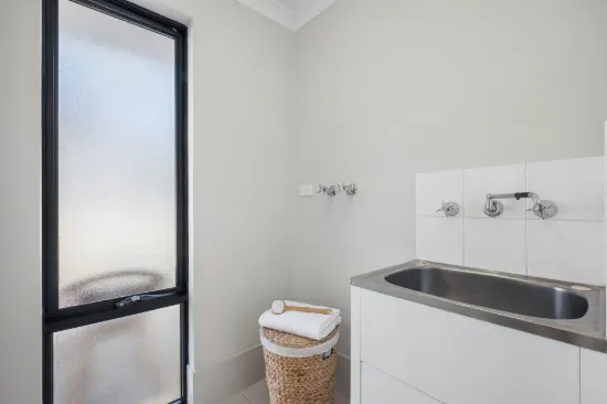 2/6 Strelitzia Avenue, Forrestfield, WA 6058-Image