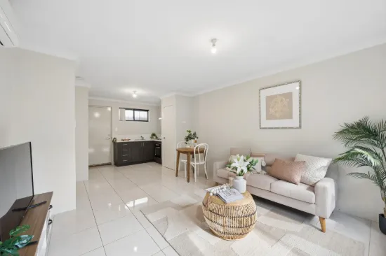2/6 Strelitzia Avenue, Forrestfield, WA 6058-Image