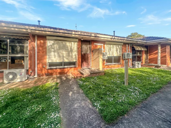 2/7 Glasgow Street, Wendouree, Vic 3355 - For Rent