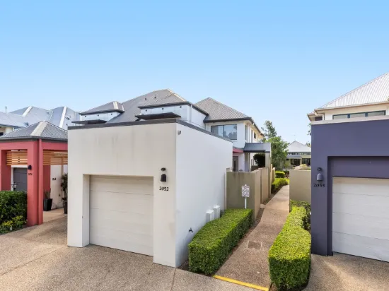 2052/1 The Vistas Drive, Carrara QLD 4211-Image