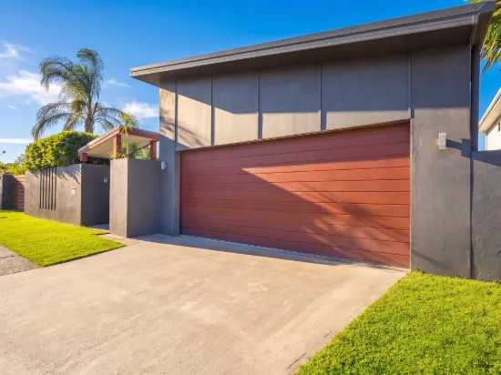 294 Rio Vista Boulevard, Mermaid Waters, Qld 4218