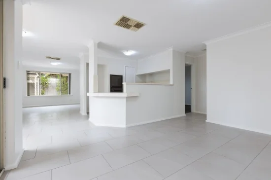 3/2 Forbes Road, Applecross, WA 6153