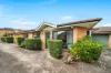 3/4 Old Kent Road, Greenacre, NSW 2190