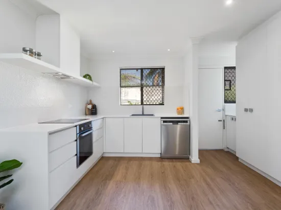 4/62 Axford Street, Como, WA 6152