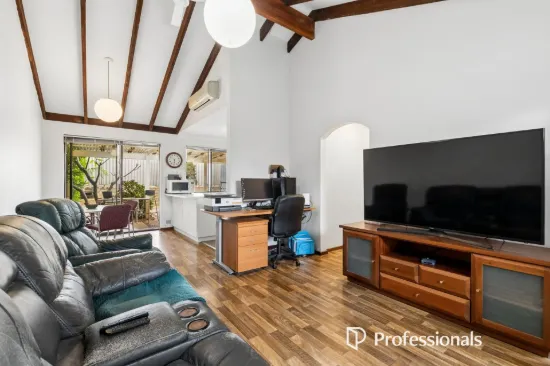 4/9 Hayes Avenue, Yokine, WA 6060