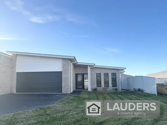 4B Bular Close, Old Bar, NSW 2430