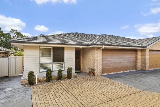 5/121 Daintree Drive, Albion Park, NSW 2527