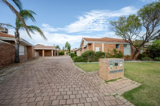 5/6 Luton Close, Ballajura, WA 6066-Image