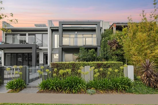 52 Phyllis Ashton Circuit, Gungahlin, ACT 2912