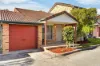 6/5 Jacquinot Place, Glenfield, NSW 2167