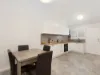 7/137 Sunshine Boulevard, Mermaid Waters, Qld 4218-Image