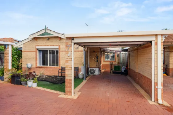 7/2 Dowling Street, Rockingham, WA 6168
