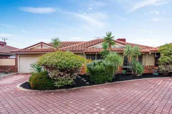 8/12 Deschamp Road, Morley, WA 6062