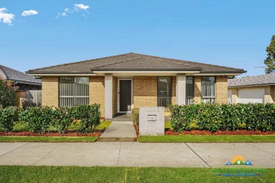 8 Lance Street, Oran Park, NSW 2570