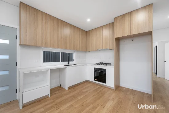 8a Strathmore Lane, Tahmoor, NSW 2573