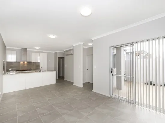 9/2 Horsham Crescent, Harrisdale, WA 6112