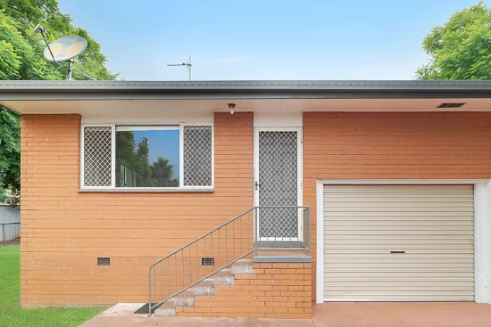 Unit 2/22 Claret Street, Wilsonton Heights, Qld 4350