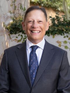 Volkan Akintetik - Real Estate Agent