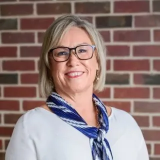 Rowena Ash - Real Estate Agent