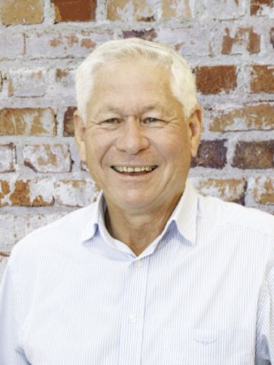 Warren Inch - Real Estate Agent at WIRE Property Agents - HIGHFIELDS