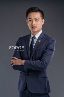 Wayne Deng - Real Estate Agent