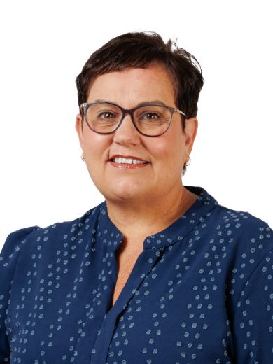 Renaye Roebuck - Real Estate Agent at Semple Property Group - SOUTH LAKE