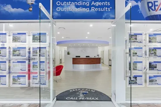 RE/MAX Bayside Properties Cleveland - Real Estate Agency