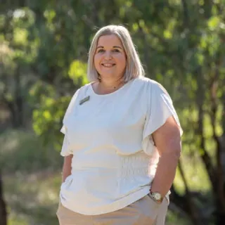 Melissa Miles - Real Estate Agent