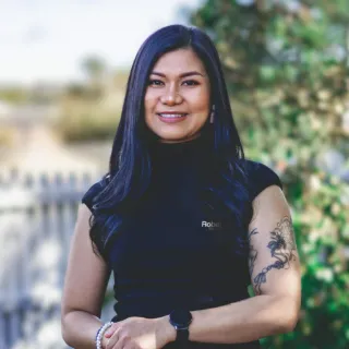 Winchelli Bassett - Real Estate Agent
