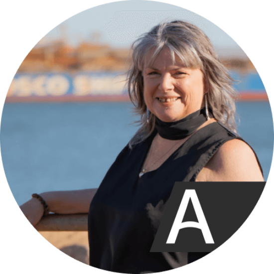 Janine Bailey - Real Estate Agent at Avalon Real Estate