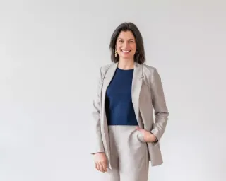Martina Richardson - Real Estate Agent