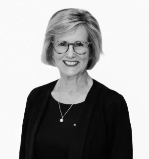 Caroline Campbell - Real Estate Agent