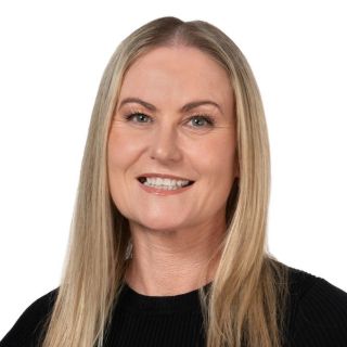 Linda Freeman - Real Estate Agent