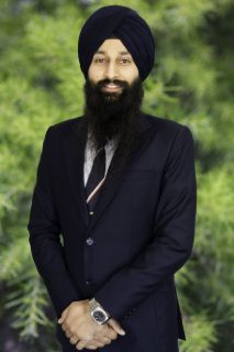 Yattan Buttar - Real Estate Agent