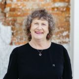 Yvonne Wood - Real Estate Agent From - Roberts Real Estate - Launceston
