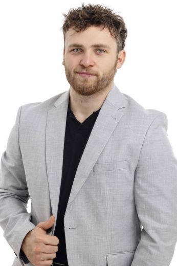Zac Barker - Real Estate Agent at Hayeswinckle - Lara
