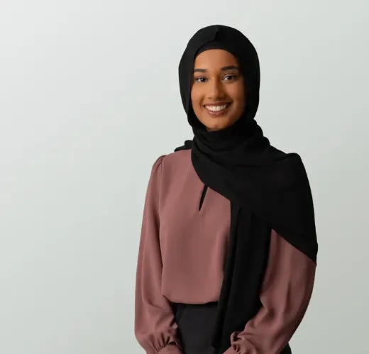 Zahra Mohamed - Real Estate Agent at Belle Property - St Kilda