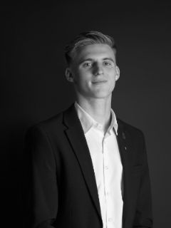 Zepplen Marwick - Real Estate Agent