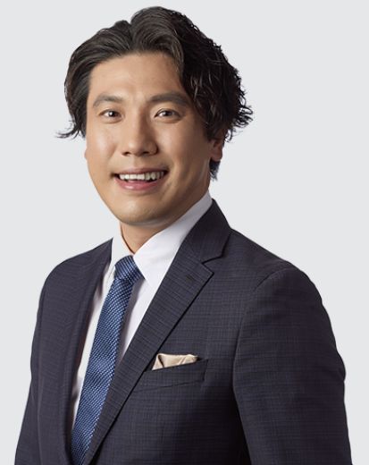 Brooklyn Zhu - Real Estate Agent at Christie's International Real Estate NSW