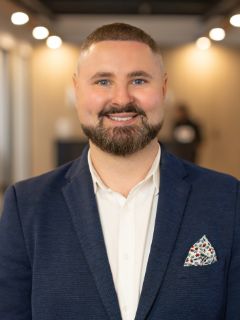 Ziggy Parsonson - Real Estate Agent